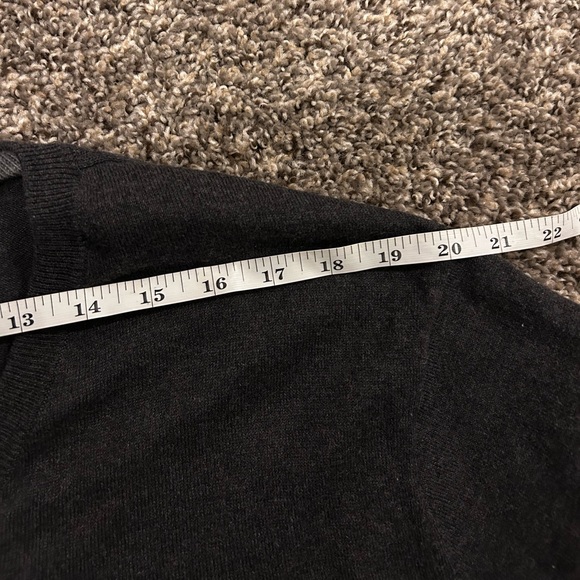 Old Navy Charcoal Gray V-Neck Sweater - Picture 11 of 15